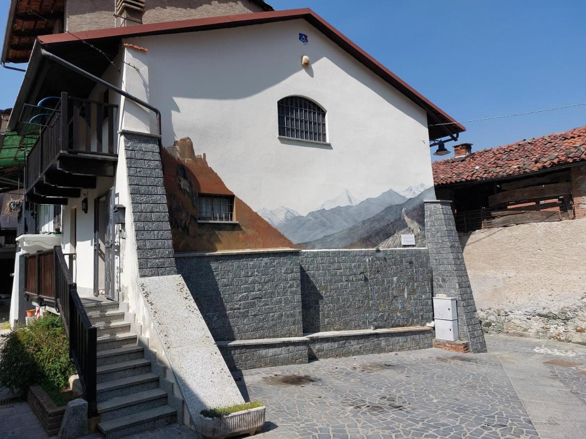 Casa Del Rustico, Indipendente Vista Sacra Con Dipinto Vila Caprie Exterior foto